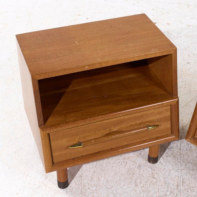 John Keal for Brown Saltman Mid Century Bleached Mahogany Nightstands - Pair For Sale - Image 10 of 12