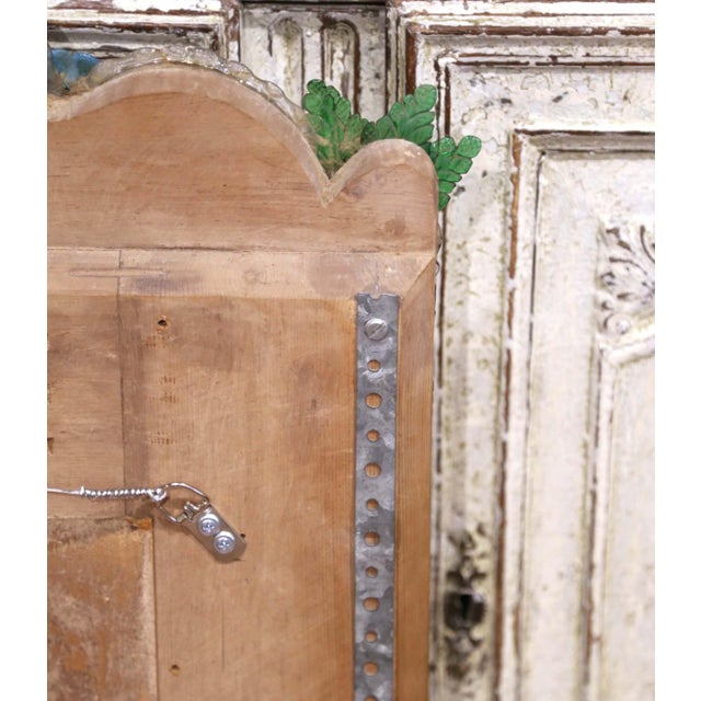 19th Century Venetian Cushion Overlay Wall Mirror With Murano Glass Flowers For Sale - Image 11 of 12