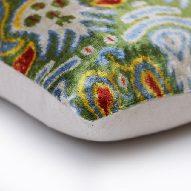 Textile Green Ikat Silk Velvet Pillow 20x20 | Handmade Designer Accent Cushion For Sale - Image 7 of 8