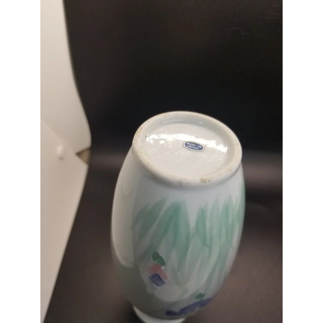 Art Nouveau Vintage 1970s Otagiri Hand Painted Florals Vase For Sale - Image 3 of 4