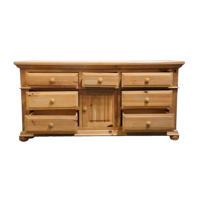 Broyhill Furniture Solid Knotty Pine Rustic Country Style 70″ Triple Door Dresser 790-1640 For Sale In Kansas City - Image 6 of 16