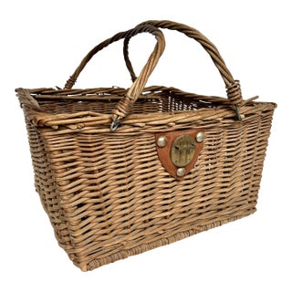 Vintage Square Woven Wicker Basket with Collapsible Handles For Sale