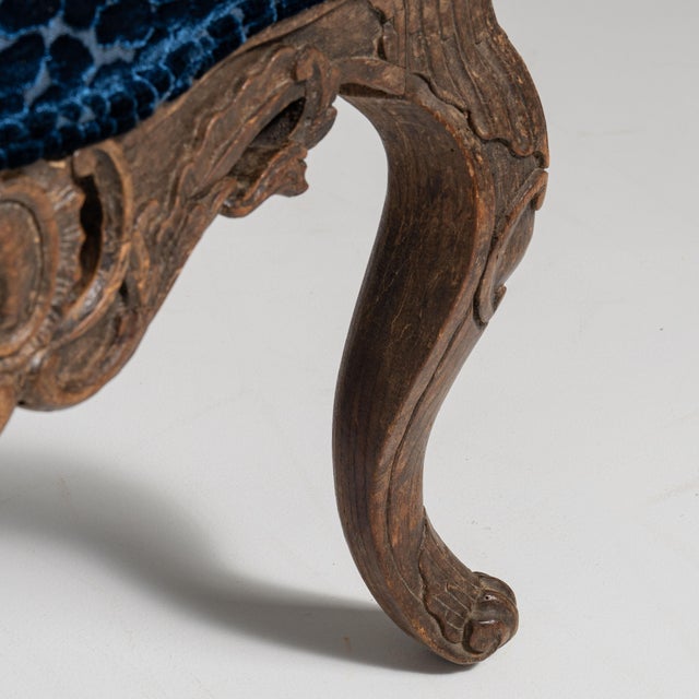 Pair of 19th Century French Chestnut Brown Louis XV Oak Chairs with Upholstered Seats For Sale - Image 11 of 15