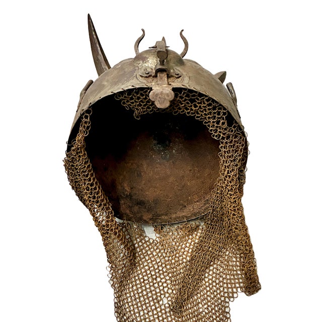 19th-Century Ceremonial Kulah Khud Helmet With Chainmail For Sale In San Francisco - Image 6 of 6