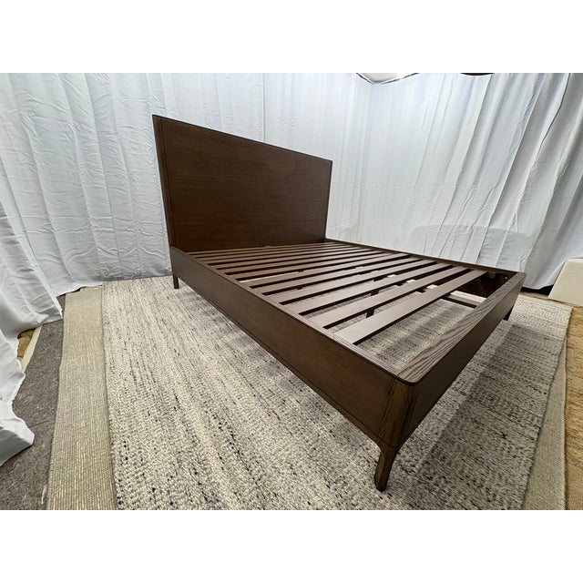 2020s Rh Padua Panel Bed – King Brown Oak Finish For Sale - Image 5 of 18