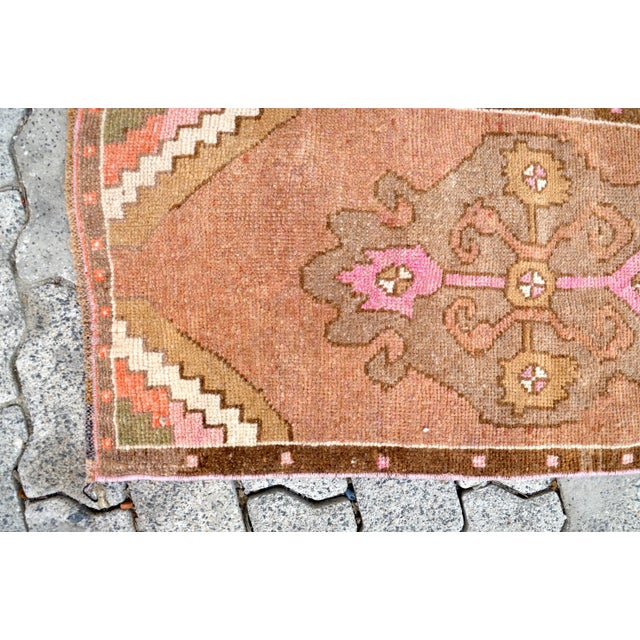 Vintage Mid Century Turkish Rug For Sale - Image 4 of 6