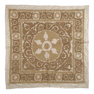 Vintage Neutral Tan Suzani From Tashkent 4'3'' X 4'6'' For Sale