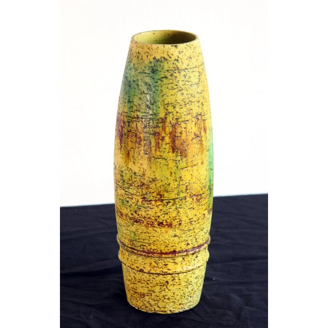 Absolutely STUNNING vintage mid century modern ceramic vase by the legendary Marcello Fantoni for Raymor! It has a bright...