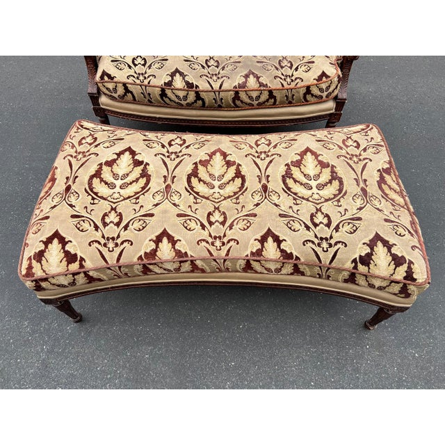 French Louis XVI Settee With Matching Ottoman For Sale In Philadelphia - Image 6 of 10