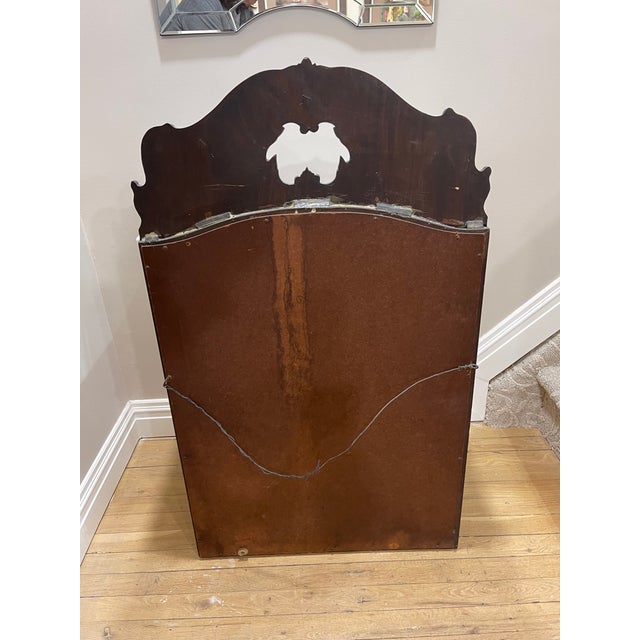 1910s Vintage Antique Dark Walnut Carved Top Wall Mirror For Sale In New York - Image 6 of 7