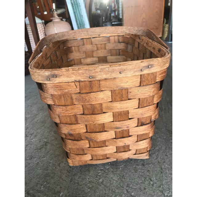 1970s Large Bentwood Oak Basket Picnic Basket With Eagle For Sale In West Palm - Image 6 of 9