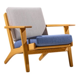 Hans Wegner for Getama Ge290 Mid Century Oak Lounge Chair For Sale