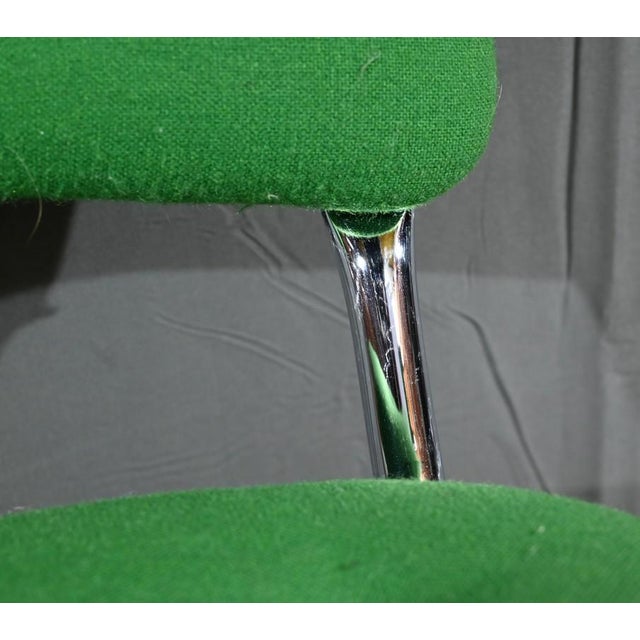 Set of Dining Chairs attributed to Steelcase Strafor, 1970s For Sale - Image 10 of 18