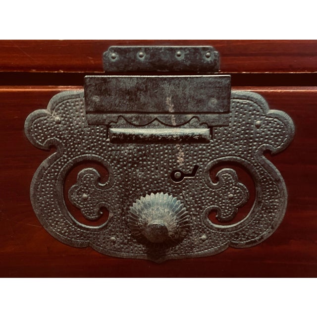 19th Century Japanese Meiji Period Isho-Tansu Clothing Chest With Iron Hardware For Sale In Boston - Image 6 of 11