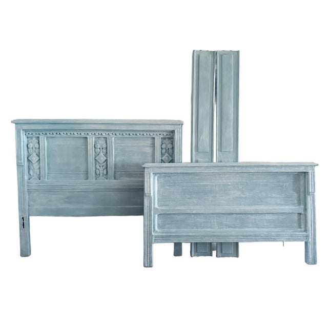 Plaster Linen Wrapped Victorian Carved Bedframe Full For Sale In West Palm - Image 6 of 6