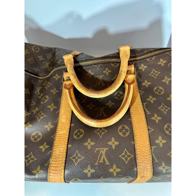 Contemporary LOUIS VUITTON Brown Monogram Canvas Keepall Luggage Bag 55 For Sale - Image 3 of 18