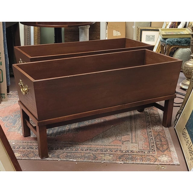 American A Pair Mid 20th Century Chippendale Planters For Sale - Image 3 of 8