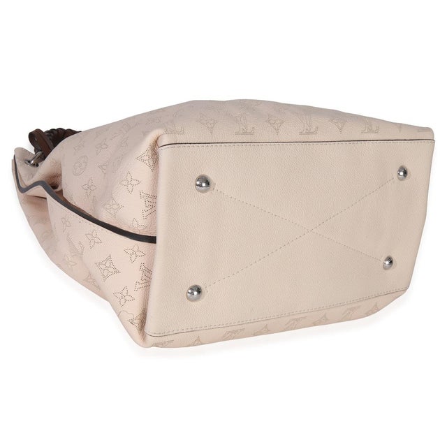 Creme Monogram Mahina Carmel Hobo For Sale In New York - Image 6 of 8