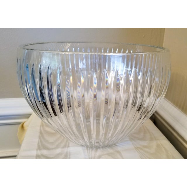Late 20th Century Vintage Large Ribbed Crystal Bowl For Sale - Image 5 of 5