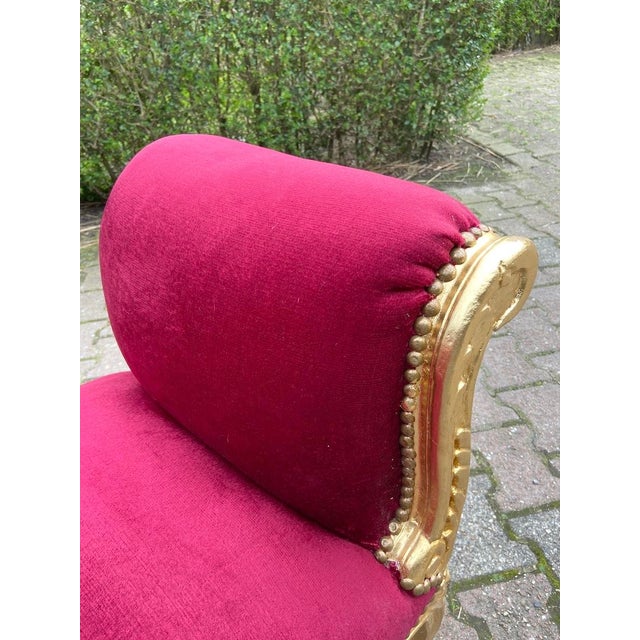 1970 French Artisan Louis XVI Red Velvet Beech Bench For Sale - Image 6 of 8