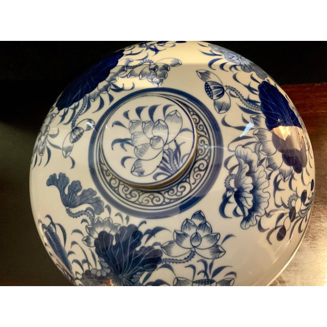 Blue Vintage Chinese Blue and White Porcelaine Bowl With Lid For Sale - Image 8 of 12