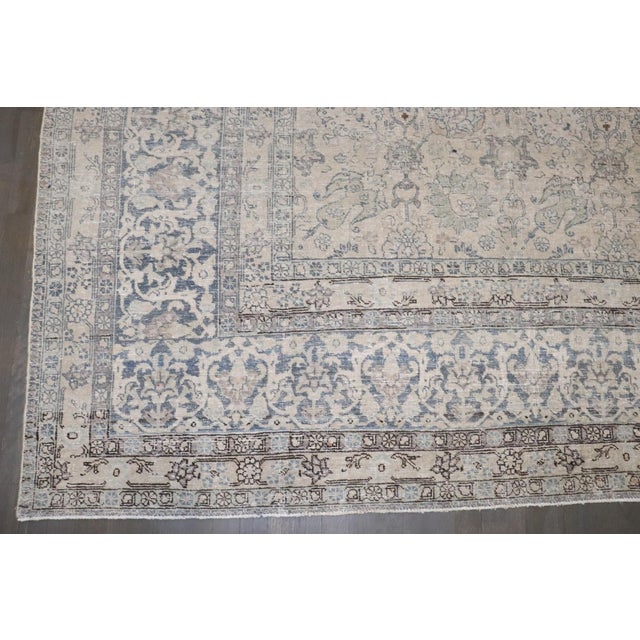 Large Persian Tabriz Carpet rug no. j4870 For Sale - Image 9 of 10