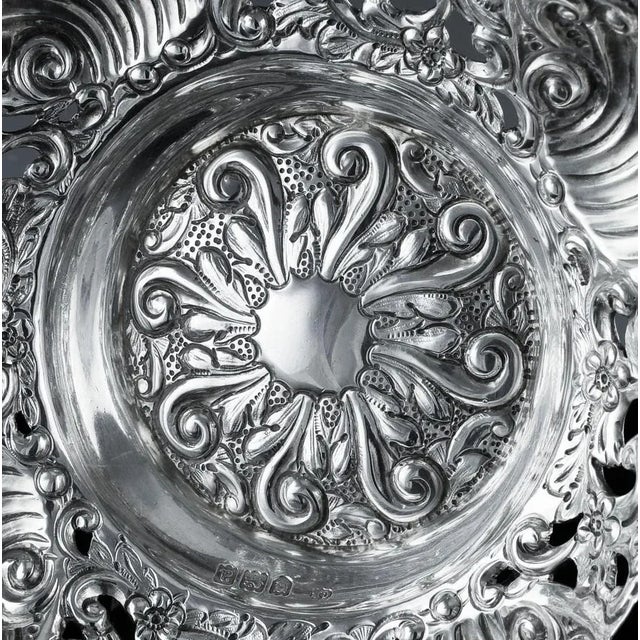 Charles Edwards 19th Century English Art Nouveau Sterling Silver Repoussé Nut Dish For Sale - Image 4 of 6