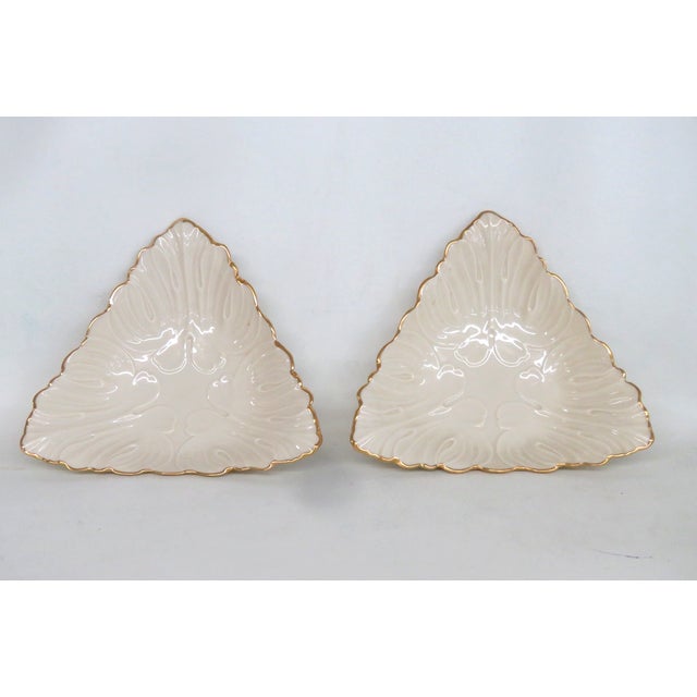 Mid-Century Modern Lenox China Triad Ivory Porcelain Dish Pair of 2 Triangular Bowls Gold Rim 4932b For Sale - Image 3 of 15