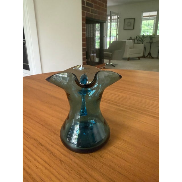 Mid-Century Modern Rainbow Art Glass Hand-Blown Cerulean Blue Mini Pitcher / Creamer — Huntington, Wv, C. 1954–1973 For Sale - Image 3 of 6
