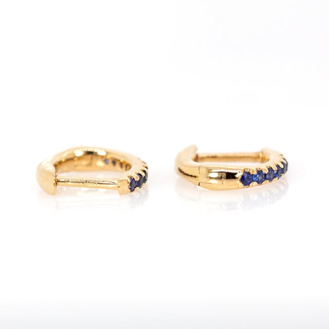 10mm Solid 14k Yellow Gold Ceylon Sapphire Huggie Earrings, Pair For Sale - Image 4 of 5