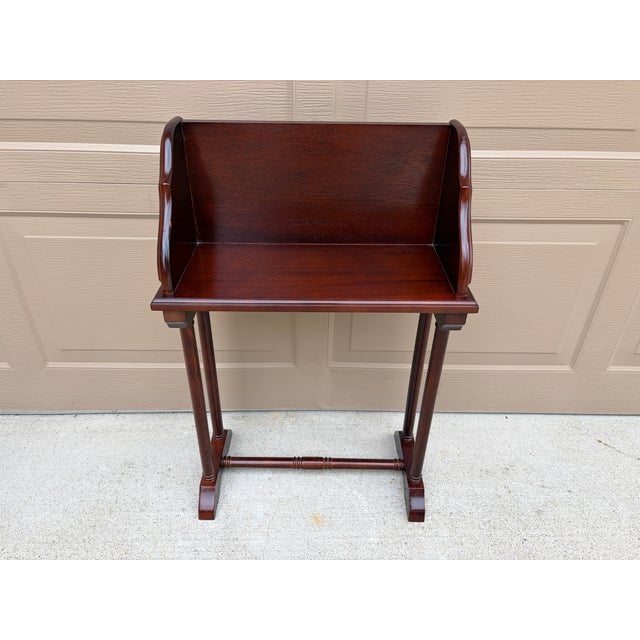 Late 20th Century Vintage Federal Mahogany Library Book Stand With Pull-Out Drink Trays For Sale - Image 5 of 15