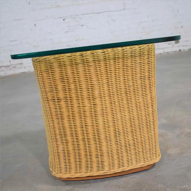 Rattan Wicker Organic Modern Side Table With Thick Glass Top For Sale - Image 6 of 13