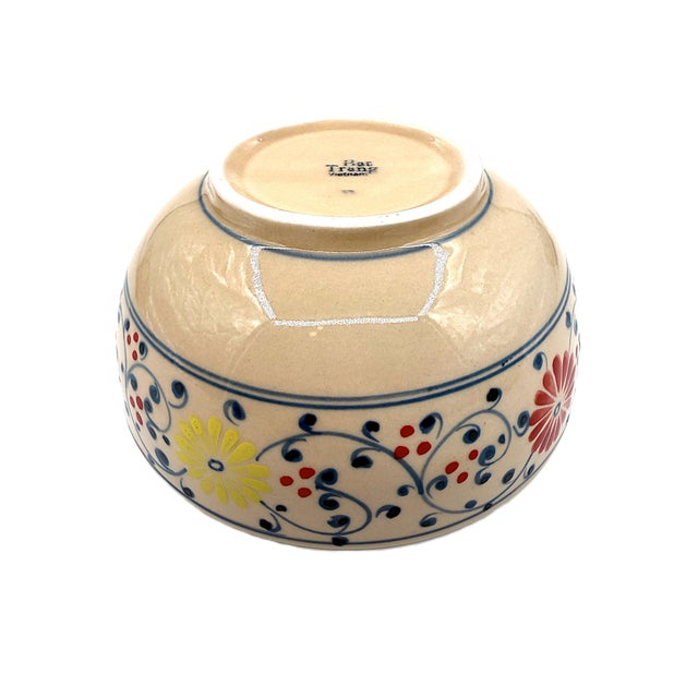 Set of 4 Hand-Painted Bat Trang Vietnamese Ceramic Soup Bowls With Floral Motifs For Sale In New York - Image 6 of 13