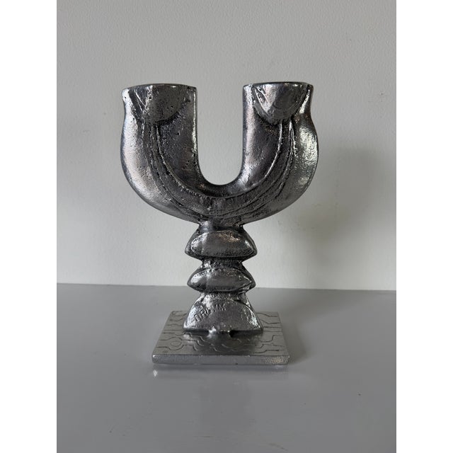 An iconic vintage sculptural double candle holder designed by renowned artist Don Drumm. Crafted from solid cast aluminum,...
