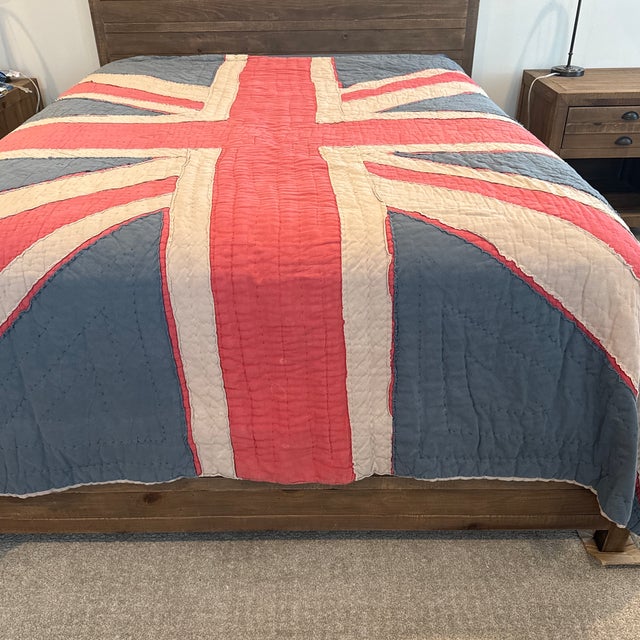 Restoration Hardware Restoration Hardware Queen Bedspread. For Sale - Image 4 of 5