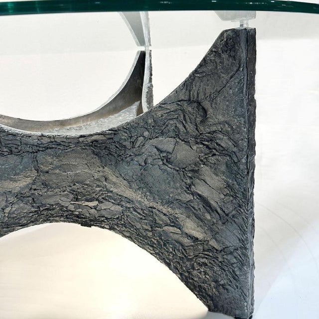 Brutalist Round Coffee Table in Cast Aluminium with Glass Illuminated, 1970s For Sale - Image 12 of 16