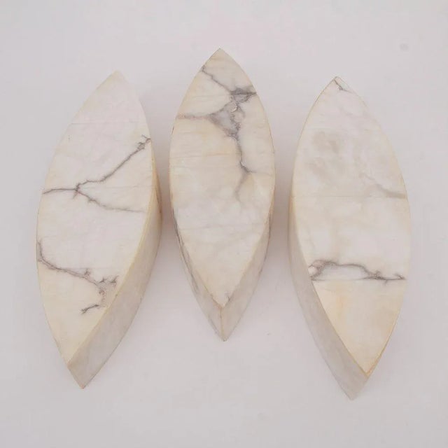 1970s Mid-Century American Alabaster Wall Light, 1970s For Sale - Image 5 of 10