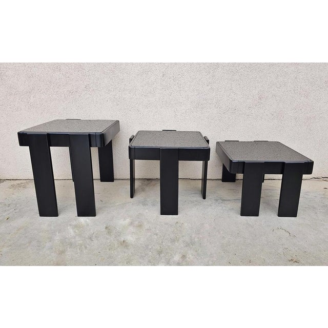 Black Mid-Century Modern Nesting Tables attributed to Gianfranco Frattini, Yugoslavia, 1960s, Set of 3 For Sale - Image 8 of 11