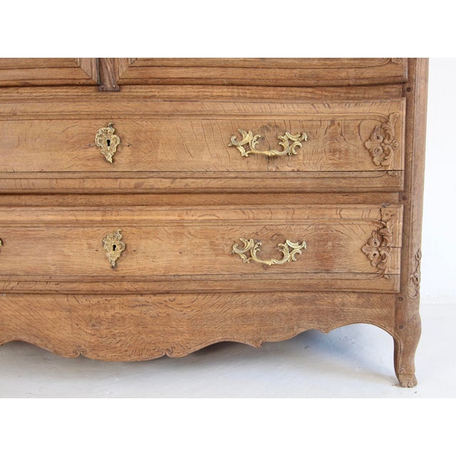 18th Century Liège Baroque Curved Chest of Drawers For Sale - Image 11 of 18