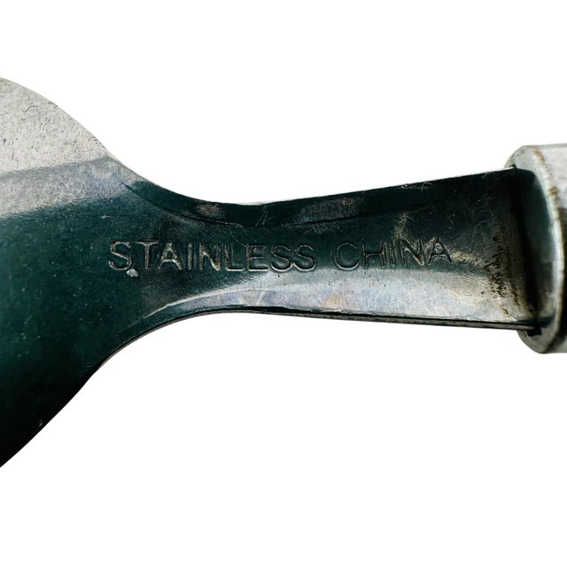 Vintage Cambridge "Dazzle" 44-Piece Flatware Set | Mid Century Modern Green Textured Plastic Handles | Stainless Steel Cutlery MCM For Sale - Image 11 of 13