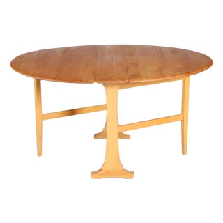 Mid-Century Model 610 Gate Leg Dining Table from Ercol, 1970s For Sale