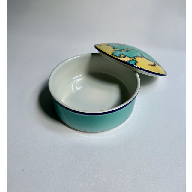 Tiffany & Co. Porcelain "World Discovery" Covered Box For Sale In New York - Image 6 of 16