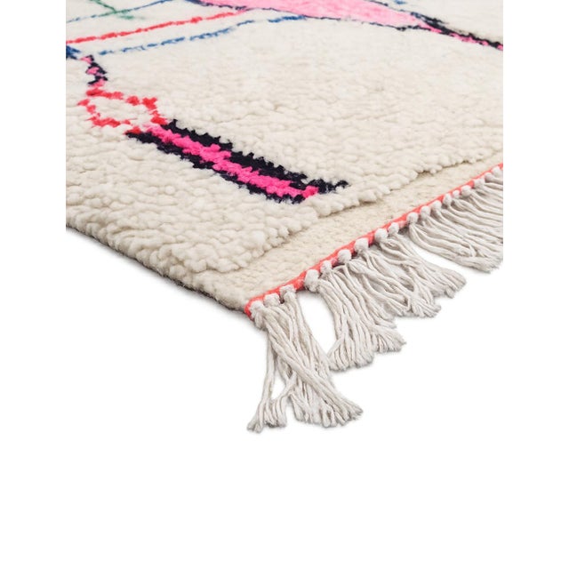 Abstract Moroccan Azilal Wool Rug - 8.2 X 4.7 Ft For Sale - Image 3 of 9