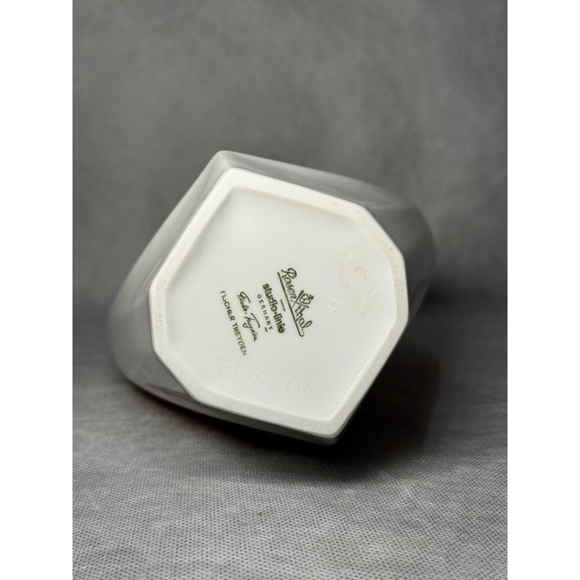 1970s Vase by Elsa Fischer-Treyden for Rosenthal, 1970s For Sale - Image 5 of 7