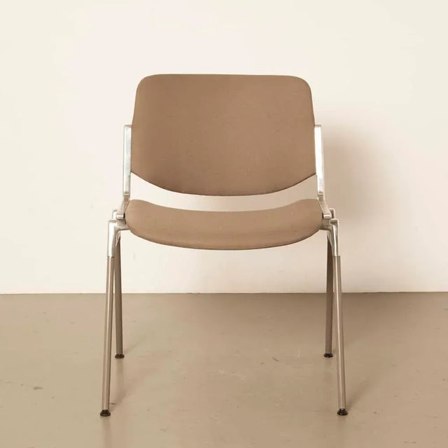 Mid-Century Modern Motivated Seller: 1970s Mid Century Modern, Giancarlo Piretti for Castelli Taupe Dining Chairs - Set of 4 For Sale - Image 3 of 12