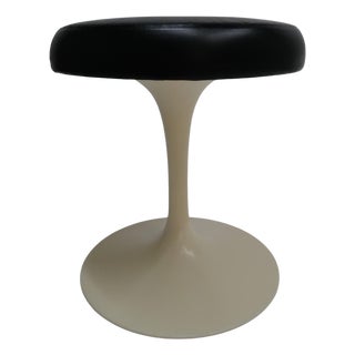 1970s Tulip Stool by Eero Saarinen for Knoll For Sale
