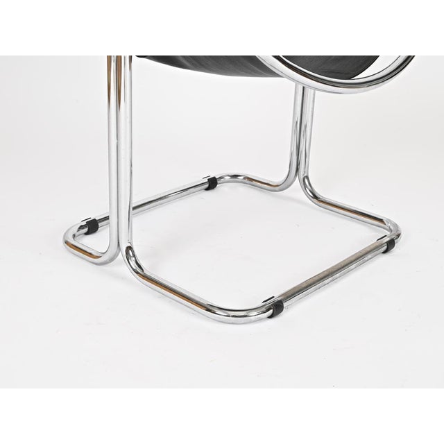Giandomenico Belotti Bauhaus Black Leather and Chrome Cantilever Chair by Giandomenico Belotti, Italy, 1960s For Sale - Image 4 of 13