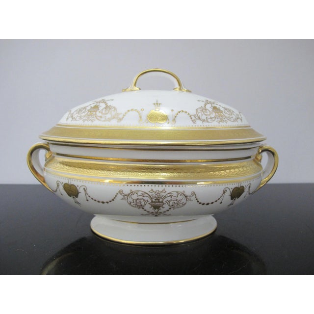 Art Nouveau Minton Burley Gilt Garland Lamp Scroll Gravy Sauce Serving Tureen With Lid For Sale - Image 3 of 11
