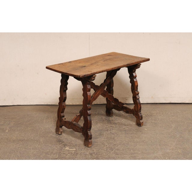 18th C. Italian Accent Table with X-Stretcher For Sale In Atlanta - Image 6 of 11
