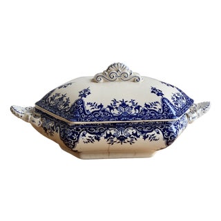 Antique 19th Century Ironstone Tureen with Rouen Pattern from Longchamp For Sale